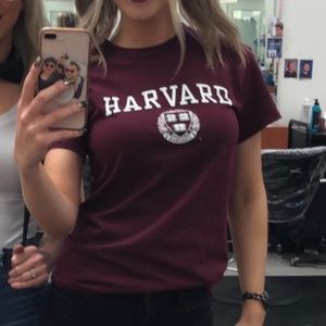 🌵 Harvard Tshirt